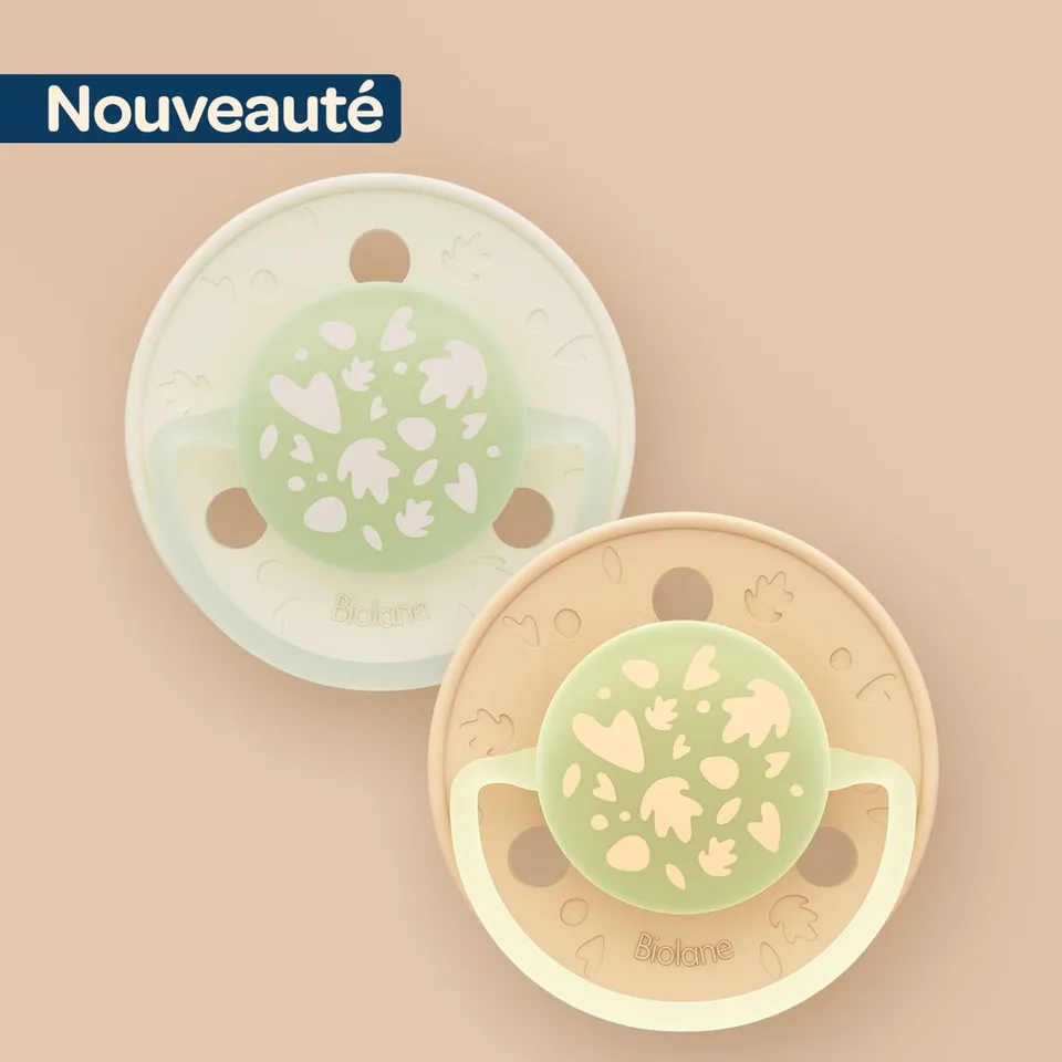 biolane-sucettes-nachtschnuller-0-6-monate-2er-naturkautschuk image 1