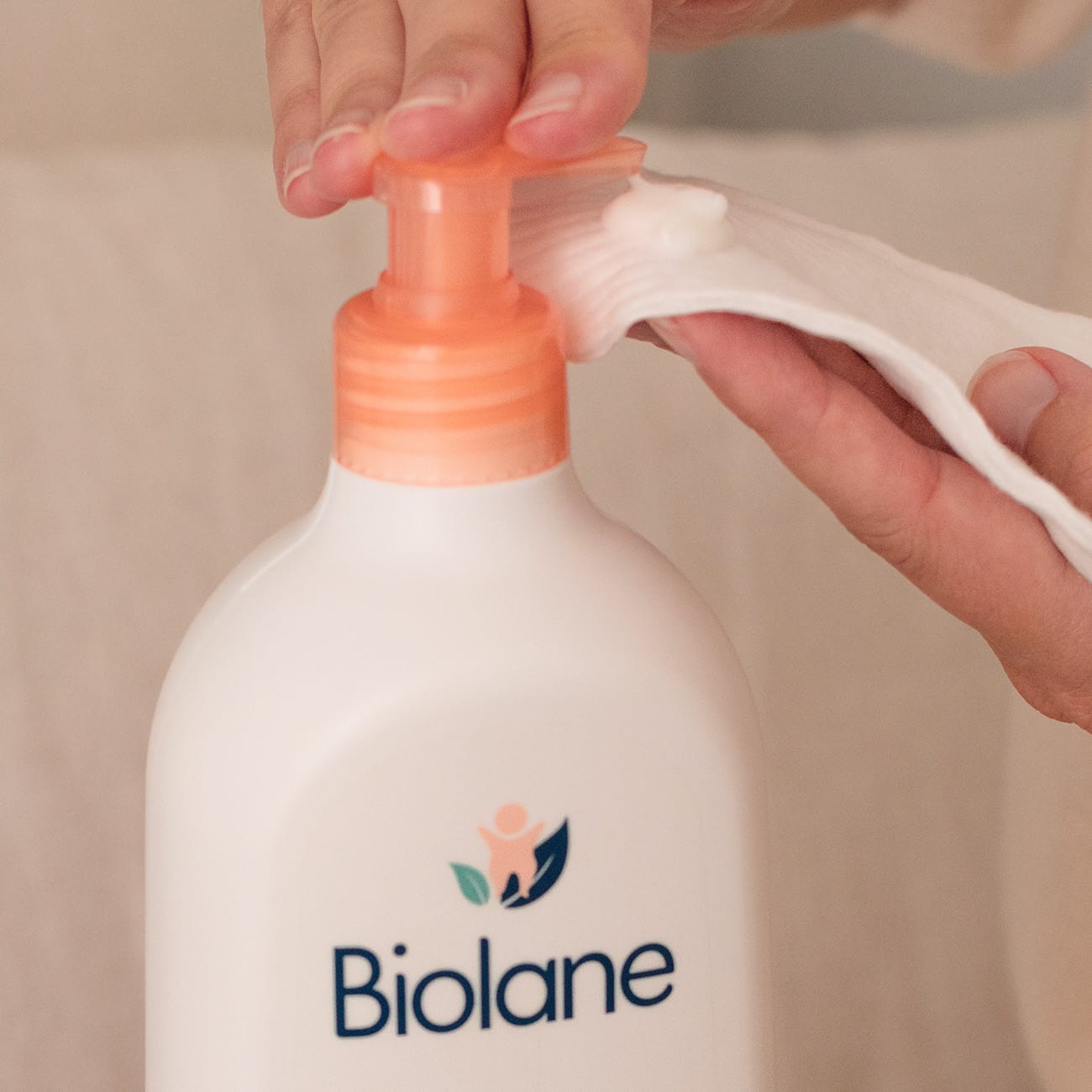 biolane-le-bain-reinigungsmilch-750-ml-normale-bis-trockene-haut image 3