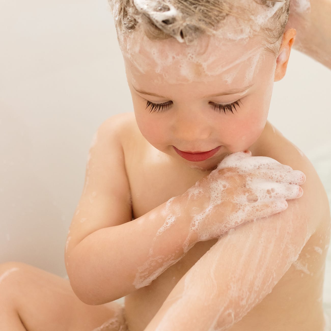 biolane-gel-lavant-2-in-1-waschgel-baby-k-rper-haare-750-ml-mild image 5