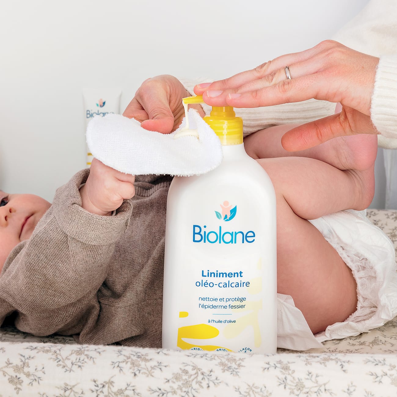 biolane-le-change-liniment-windelreinigung-700-ml-oliven-l image 2